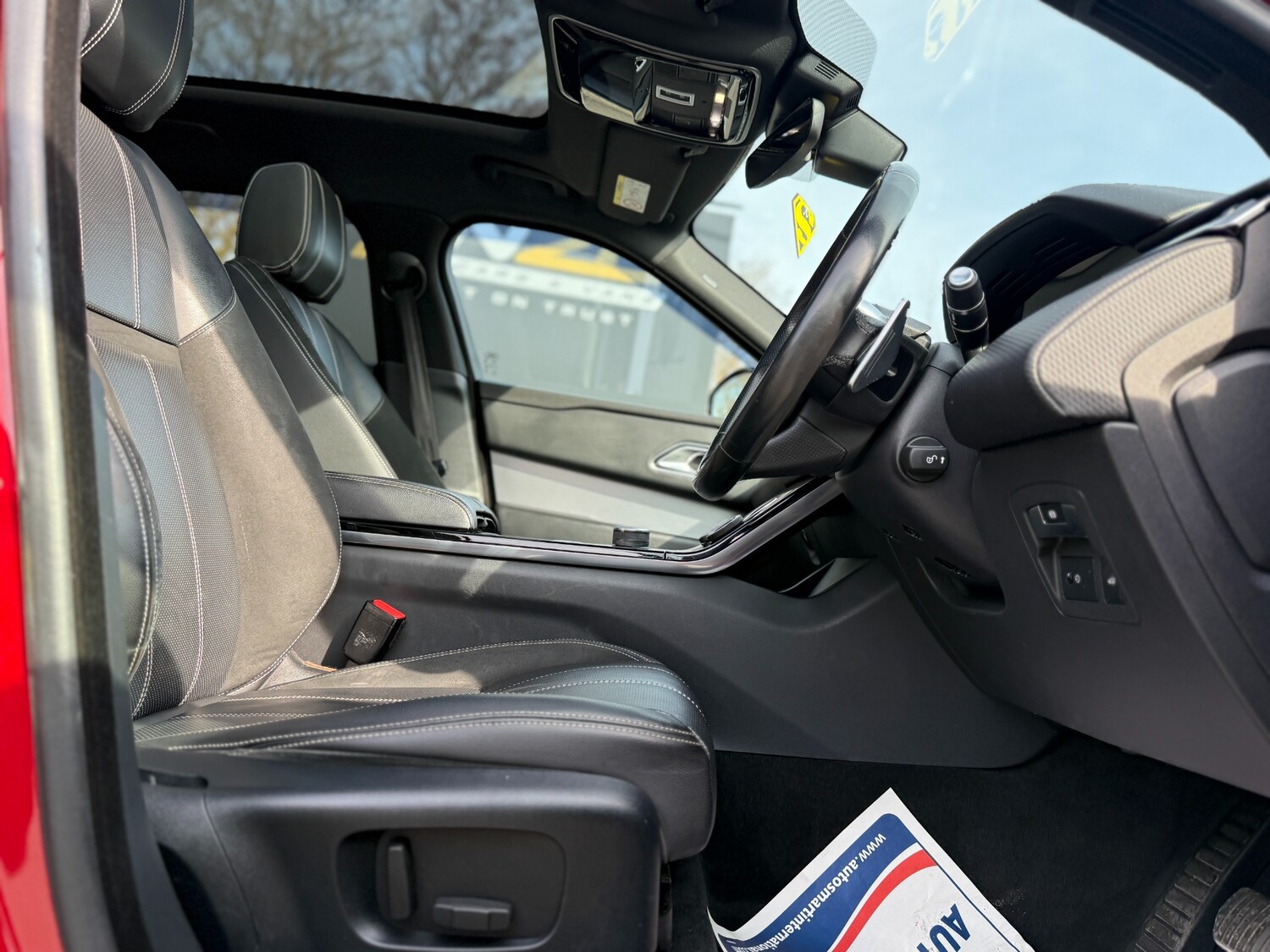 Used Land Rover Range Rover Velar 2018 for sale - 78011239: Photo 32