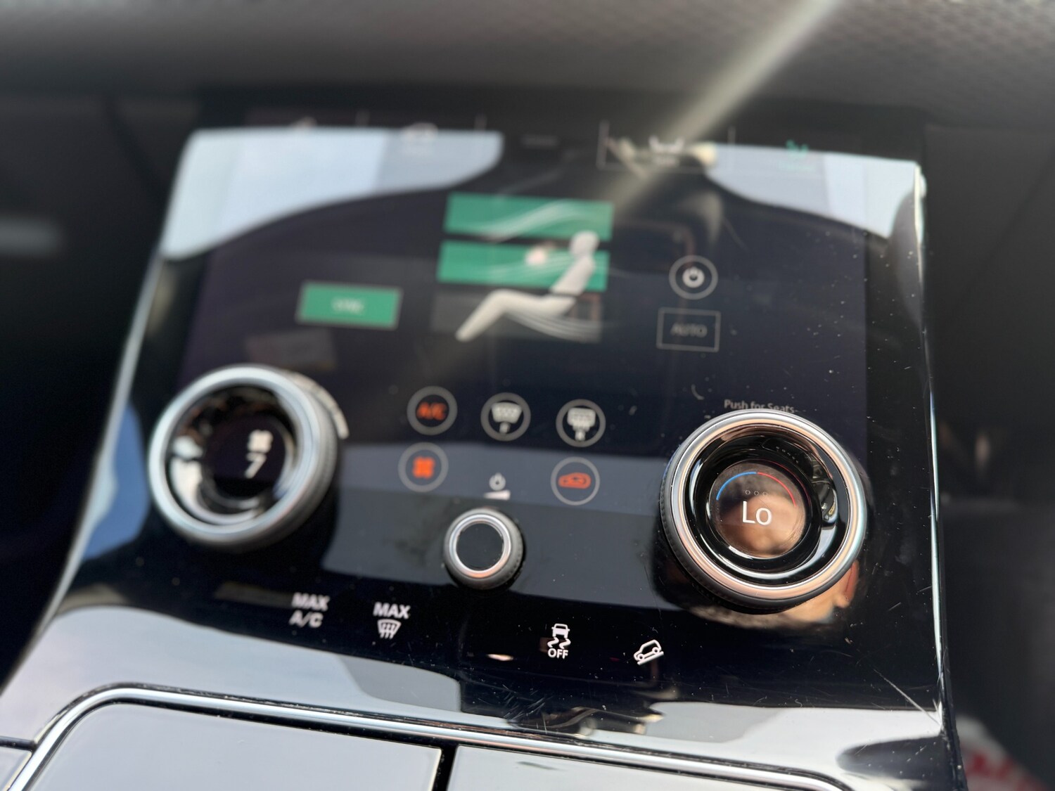 Used Land Rover Range Rover Velar 2018 for sale - 78011239: Photo 40