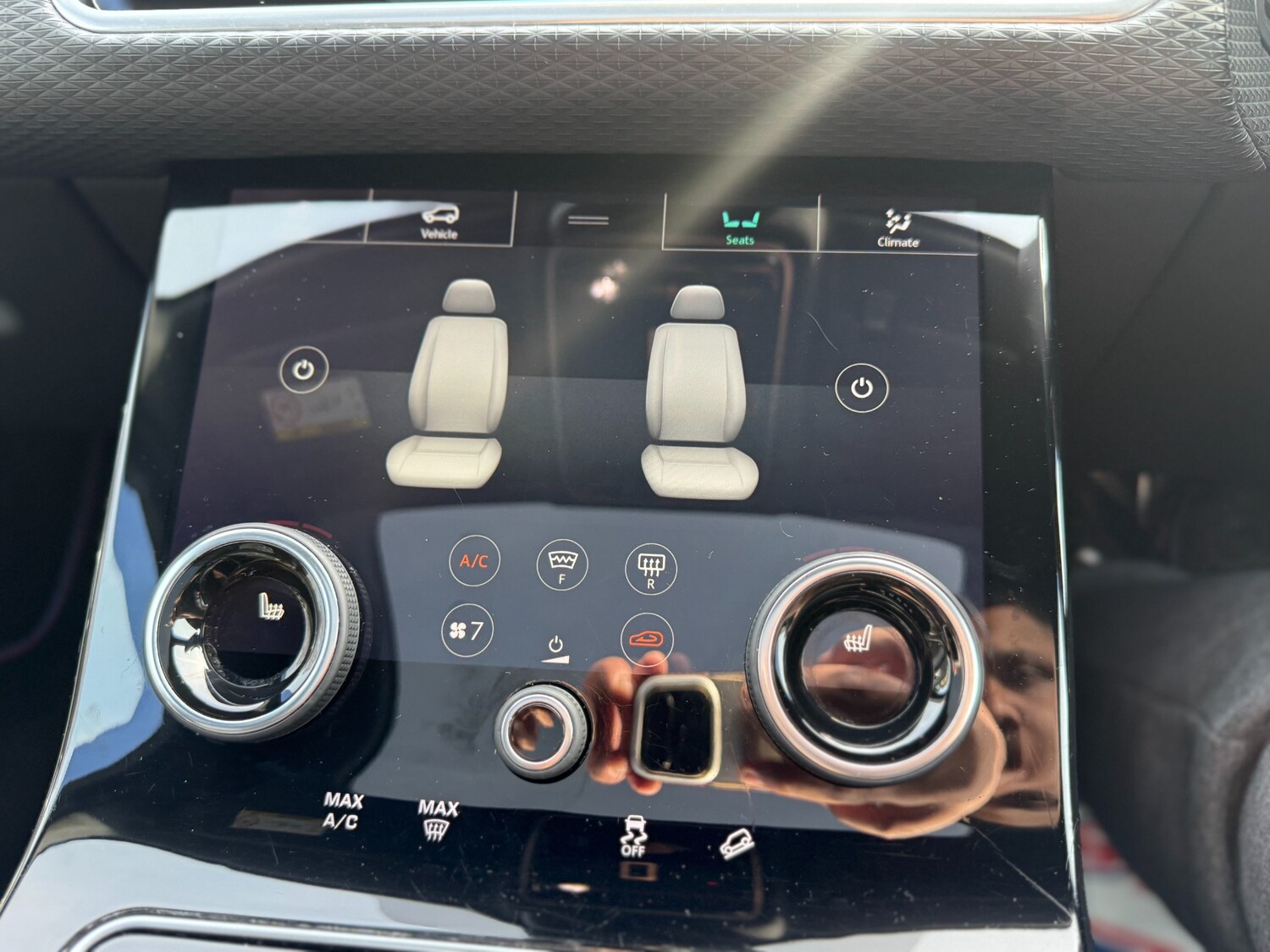 Used Land Rover Range Rover Velar 2018 for sale - 78011239: Photo 41