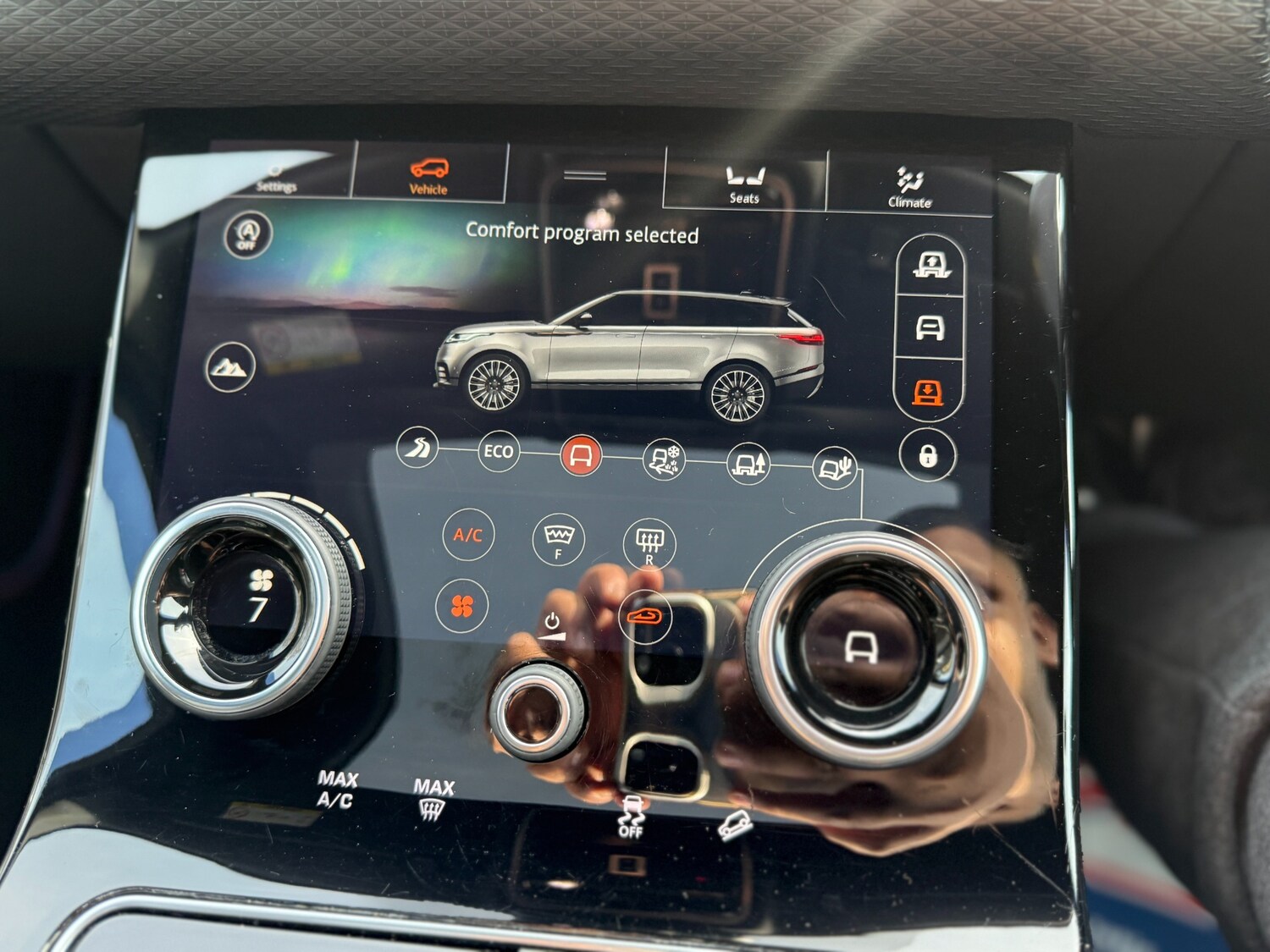 Used Land Rover Range Rover Velar 2018 for sale - 78011239: Photo 42