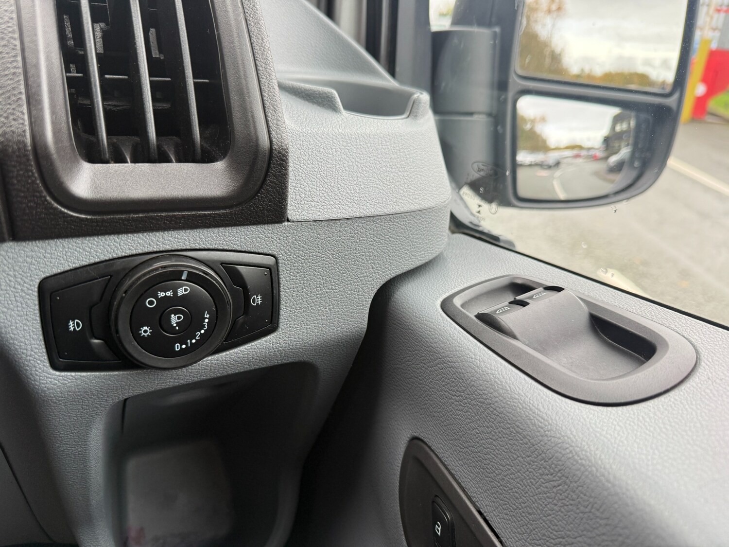 Used Ford Transit 2018 for sale - 76576628: Photo 24