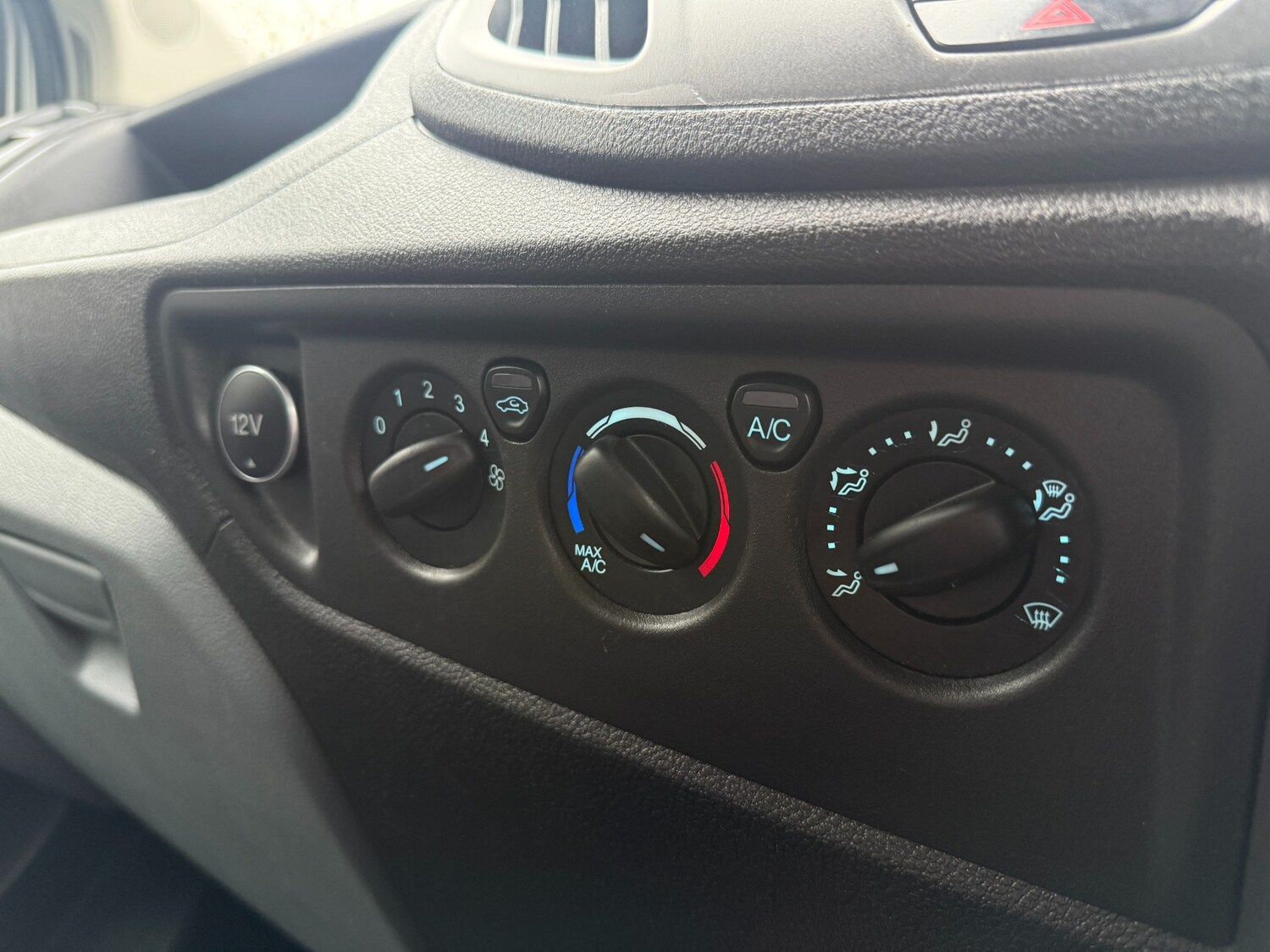 Used Ford Transit 2018 for sale - 76576628: Photo 32