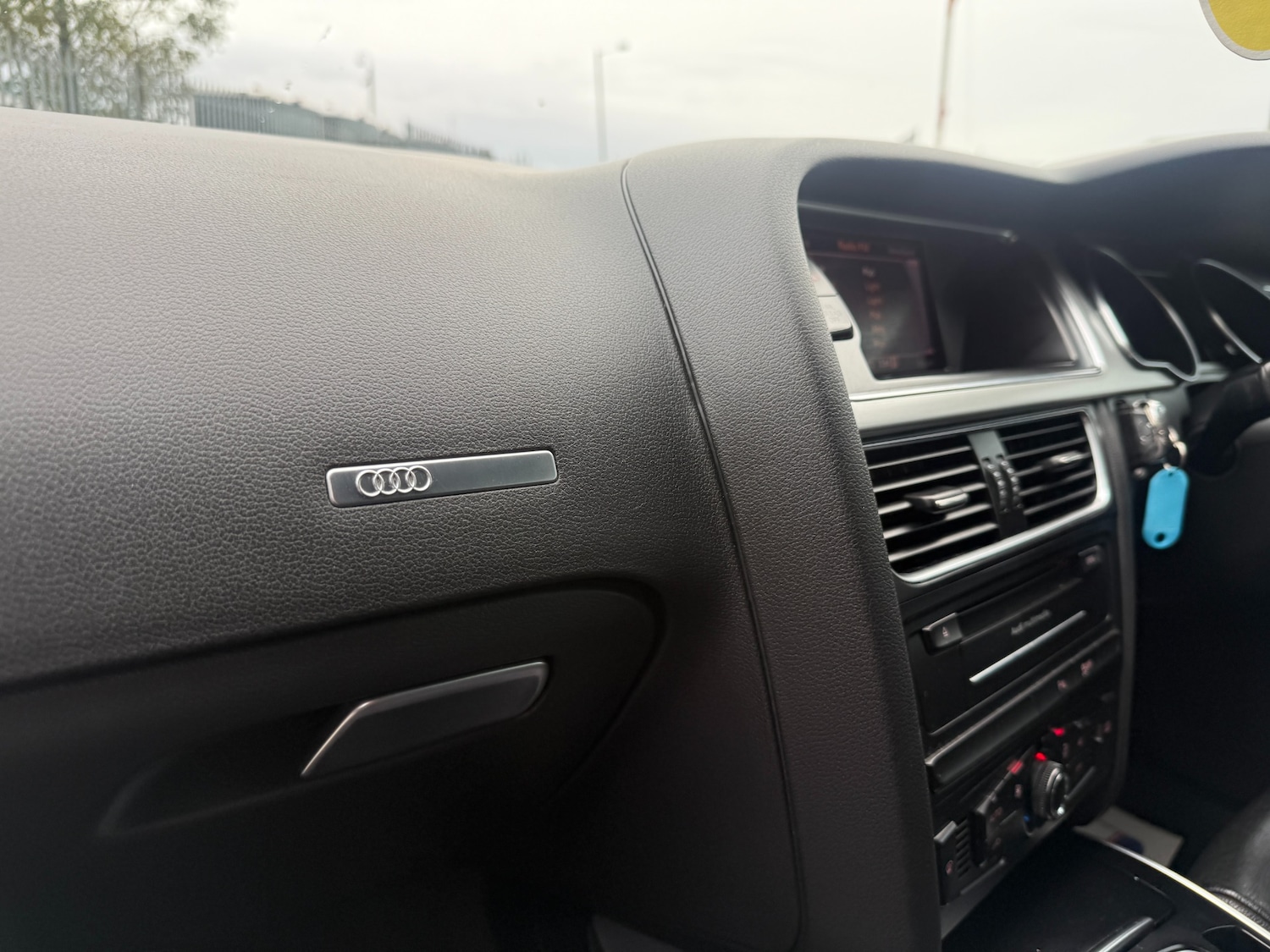 Used Audi A5 2011 for sale - 76531785: Photo 12