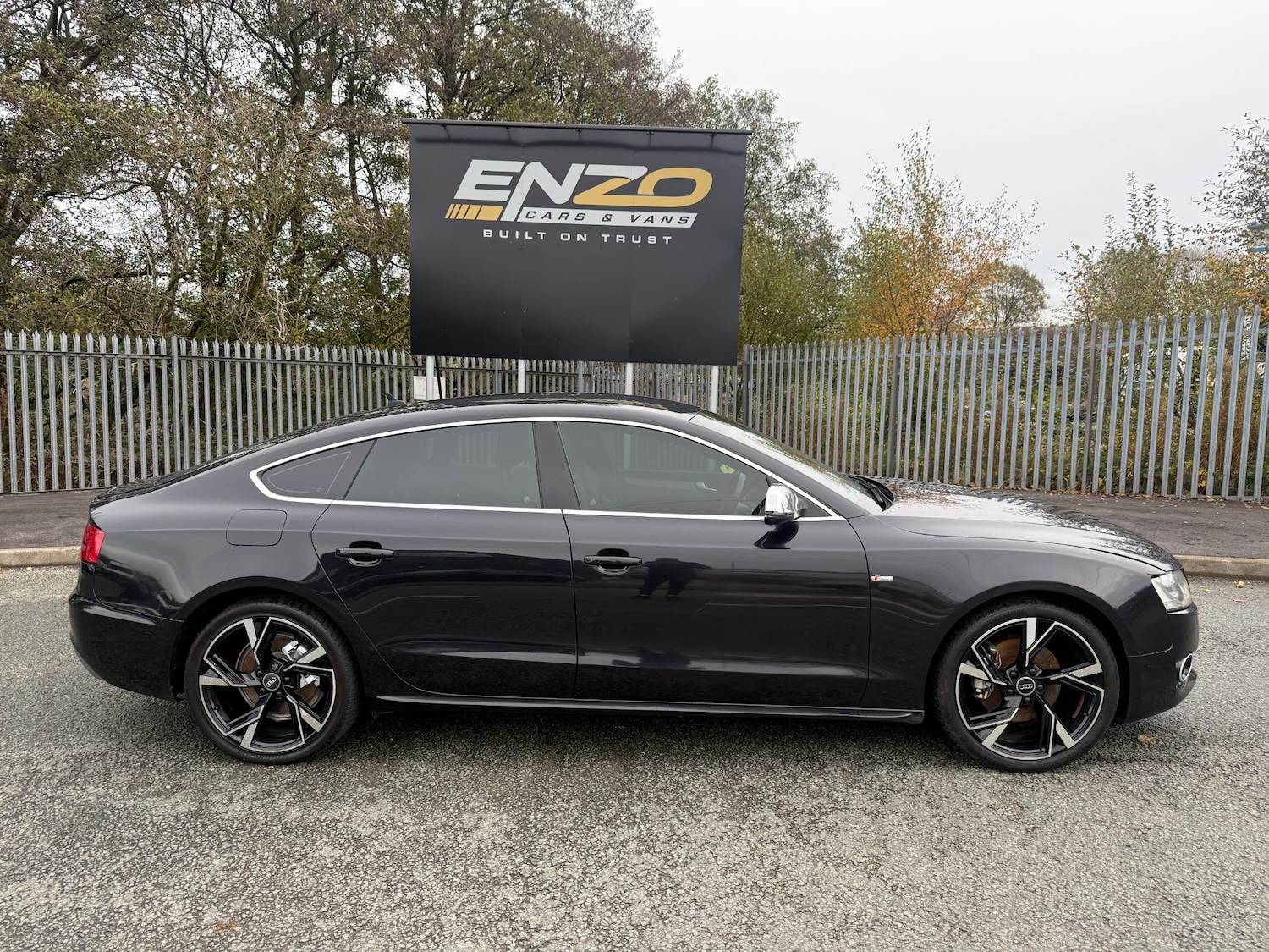 Used Audi A5 2011 for sale - 76531785: Photo 2