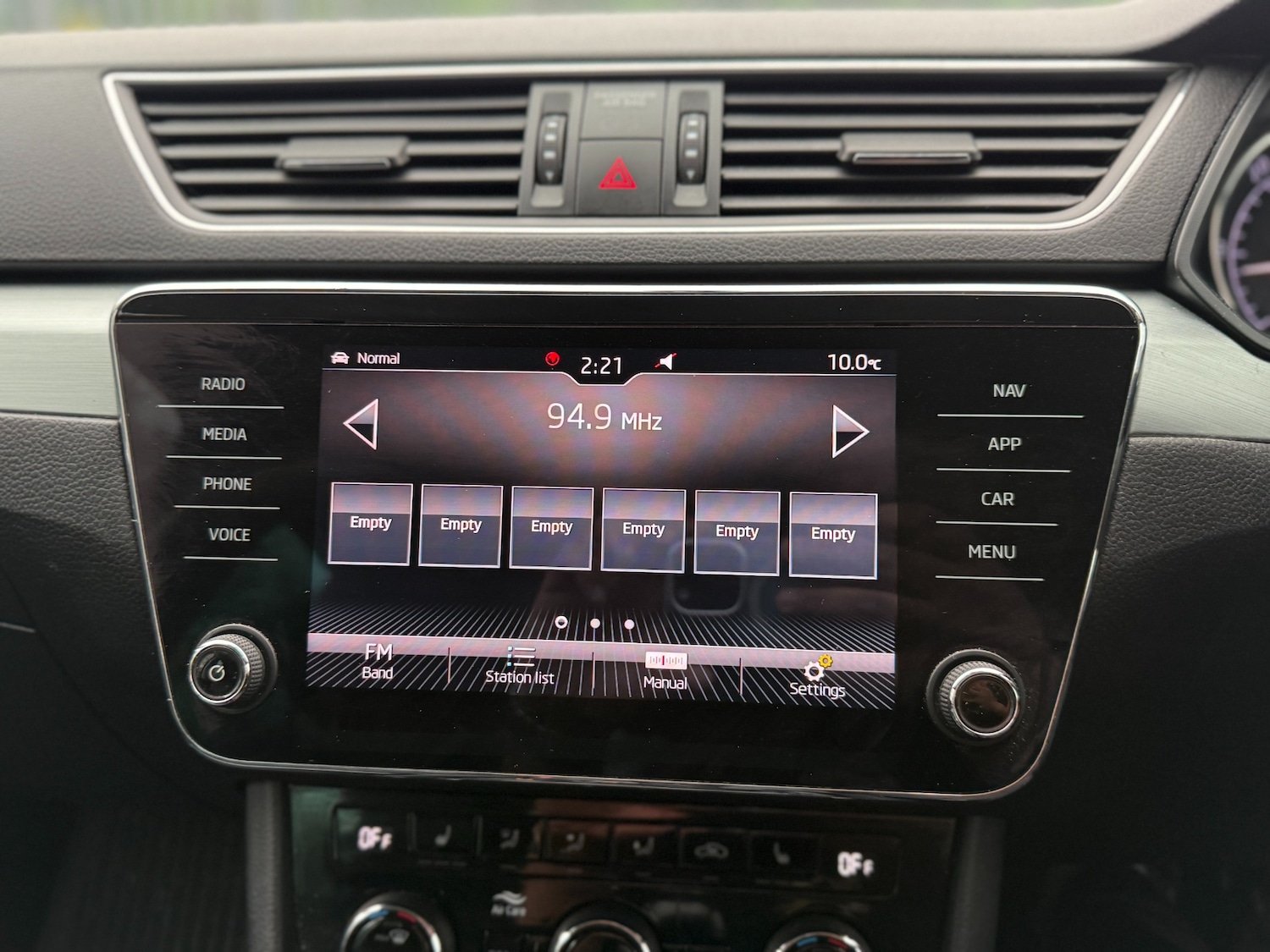 Used Skoda Superb 2018 for sale - 77973999: Photo 41