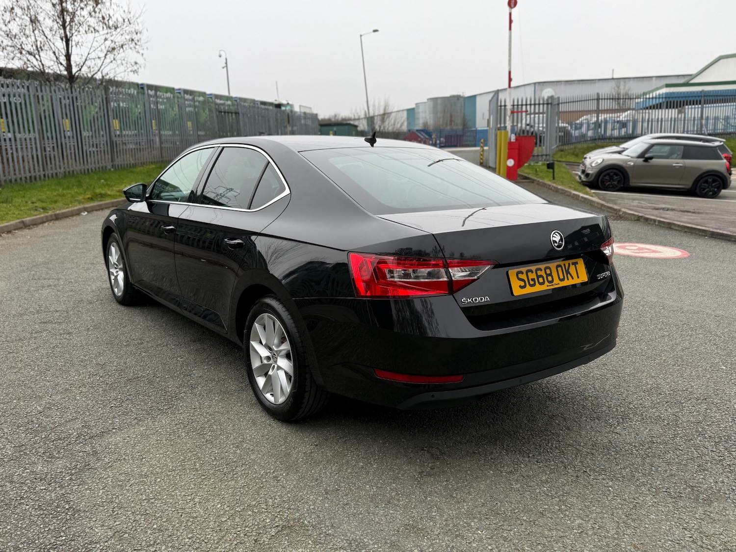 Used Skoda Superb 2018 for sale - 77973999: Photo 7