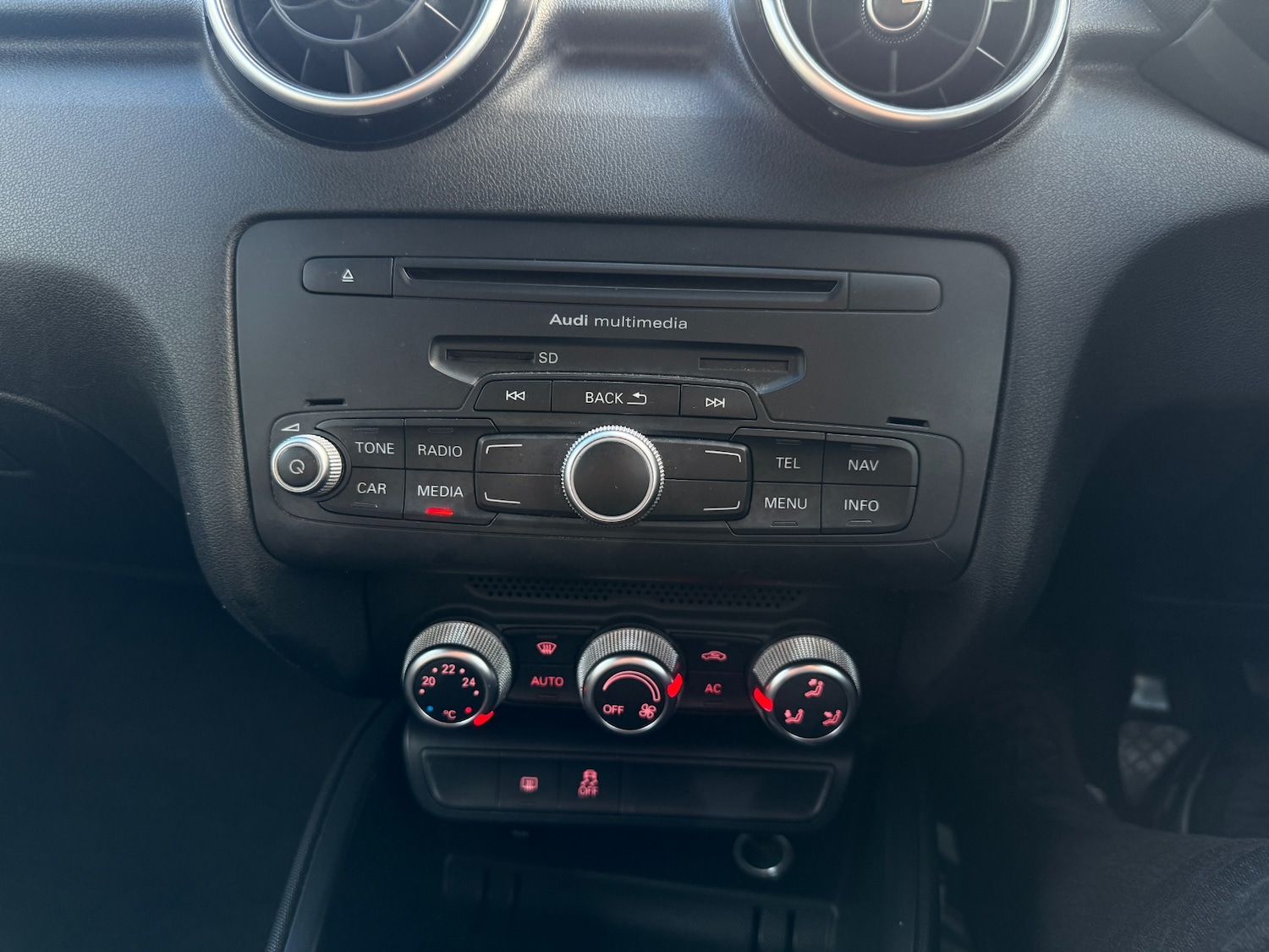 Used Audi A1 2012 for sale - 76757364: Photo 25