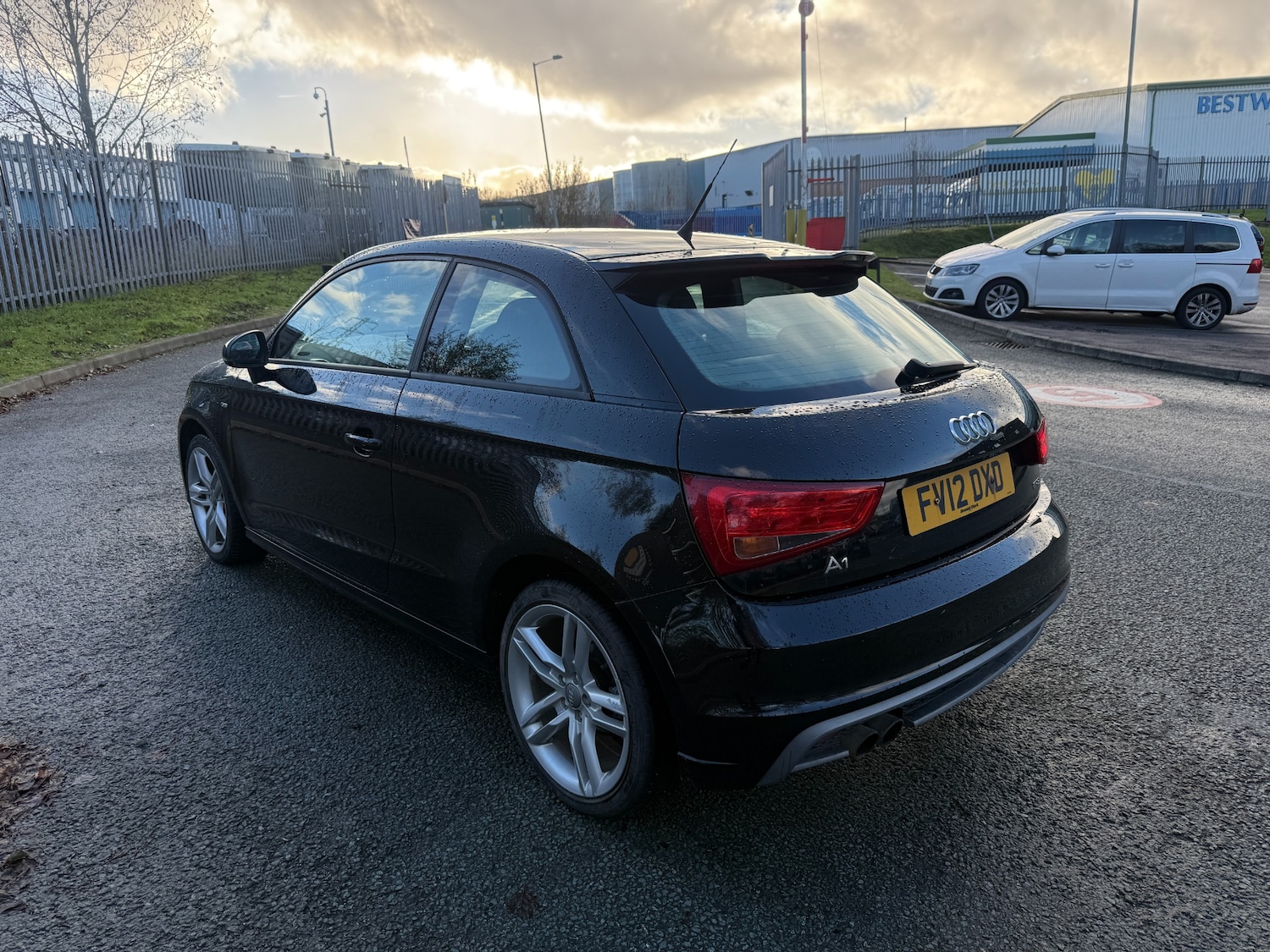Used Audi A1 2012 for sale - 76757364: Photo 4