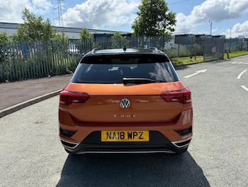 Used Volkswagen T-Roc 2018 for sale - 75726584: Photo