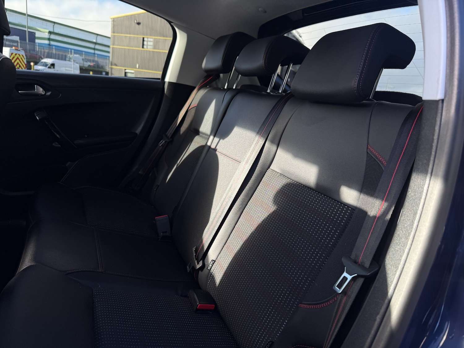 Used Peugeot 208 2016 for sale - 76578407: Photo 10