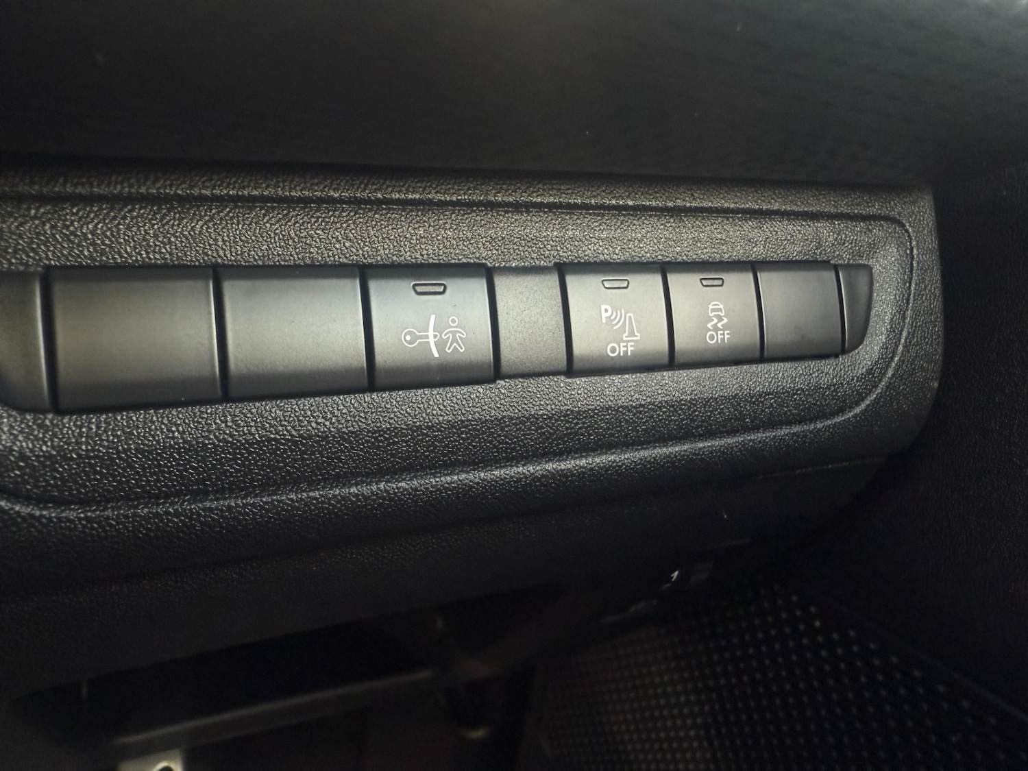 Used Peugeot 208 2016 for sale - 76578407: Photo 23