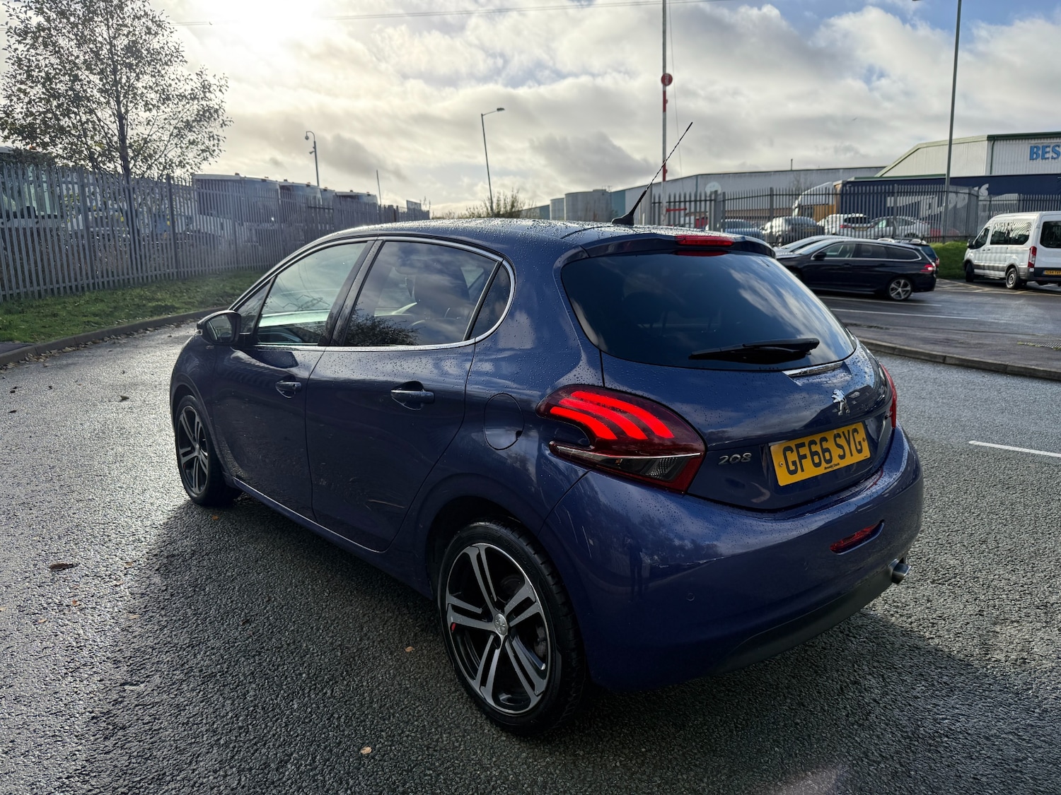 Used Peugeot 208 2016 for sale - 76578407: Photo 32