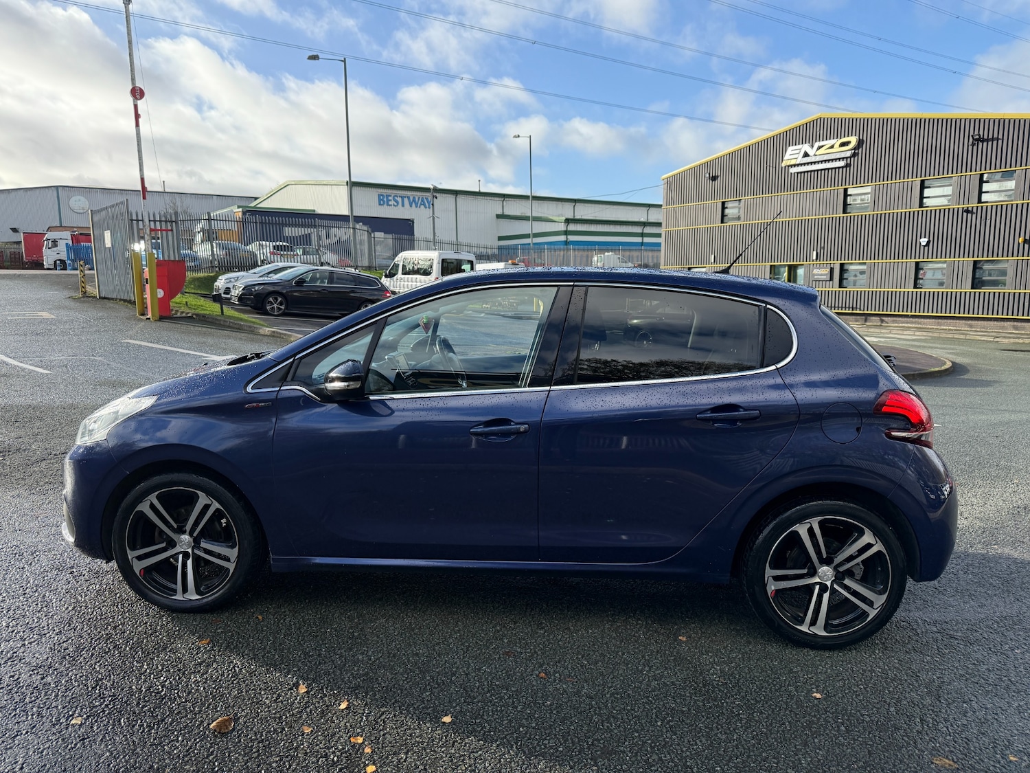 Used Peugeot 208 2016 for sale - 76578407: Photo 33