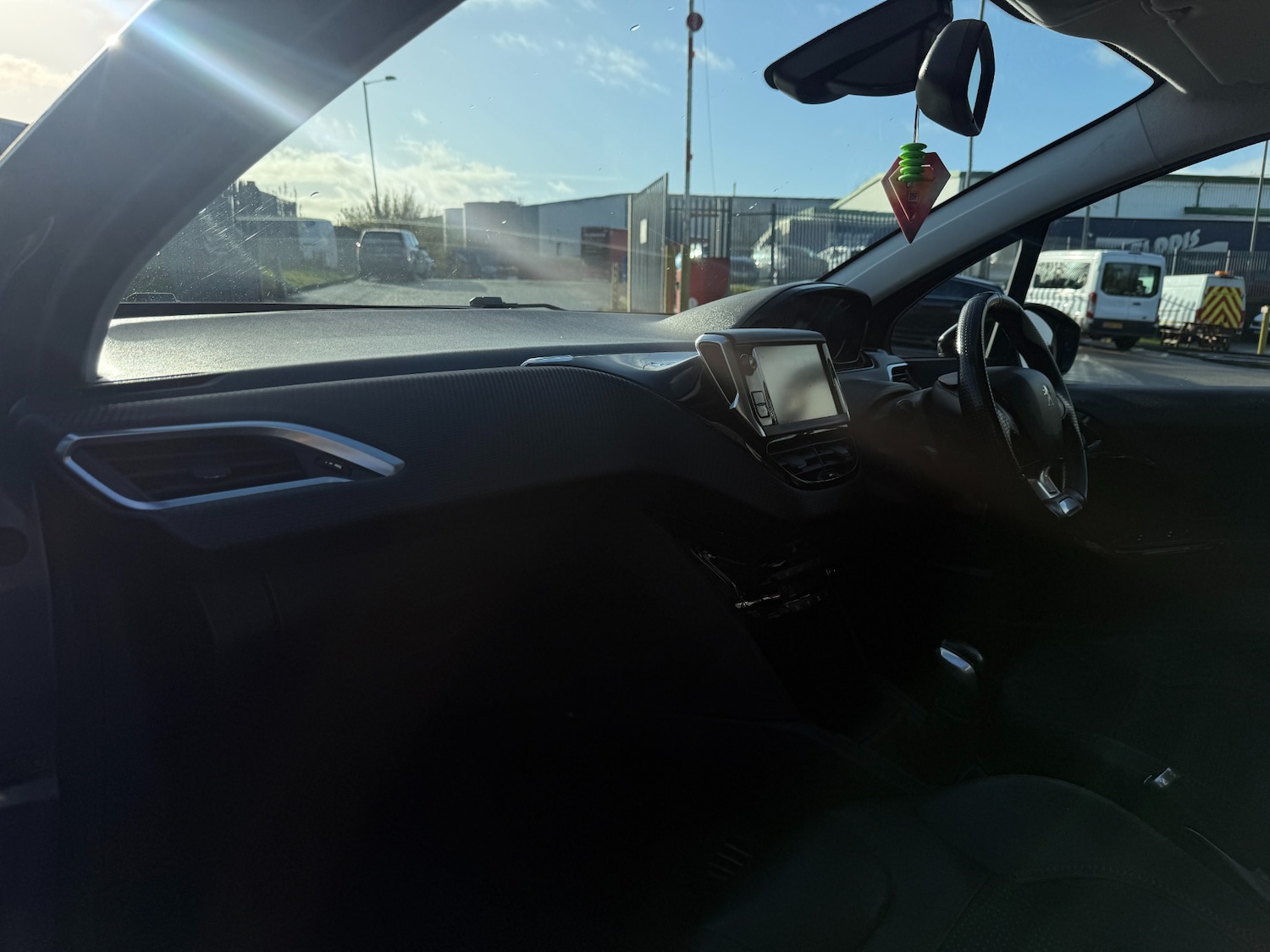 Used Peugeot 208 2016 for sale - 76578407: Photo 7