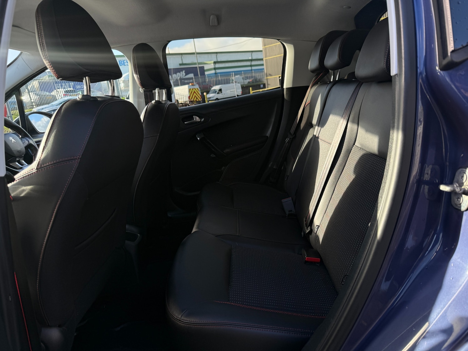 Used Peugeot 208 2016 for sale - 76578407: Photo 9