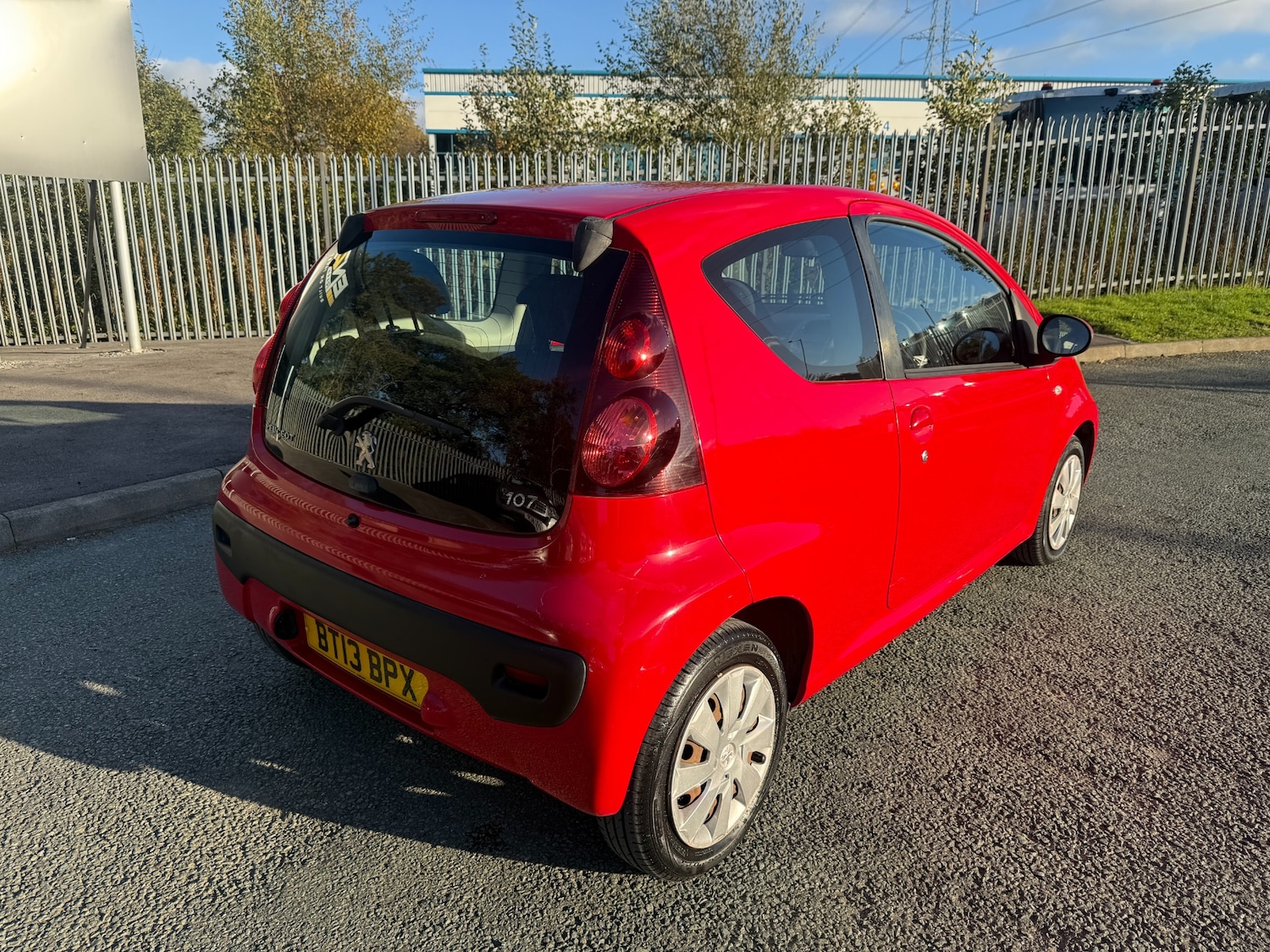 Used Peugeot 107 2013 for sale - 76382765: Photo 3