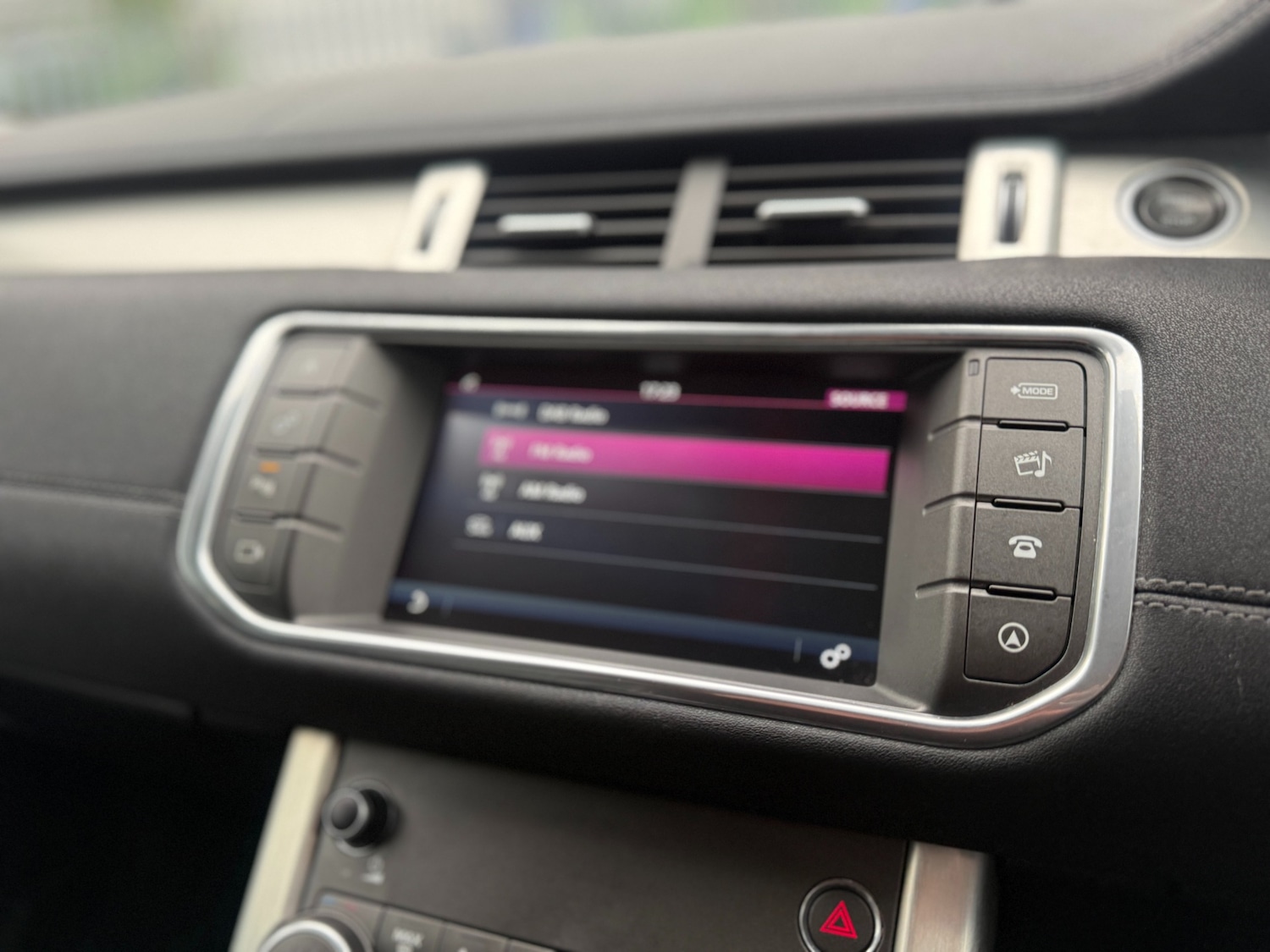 Used Land Rover Range Rover Evoque 2016 for sale - 77986562: Photo 32