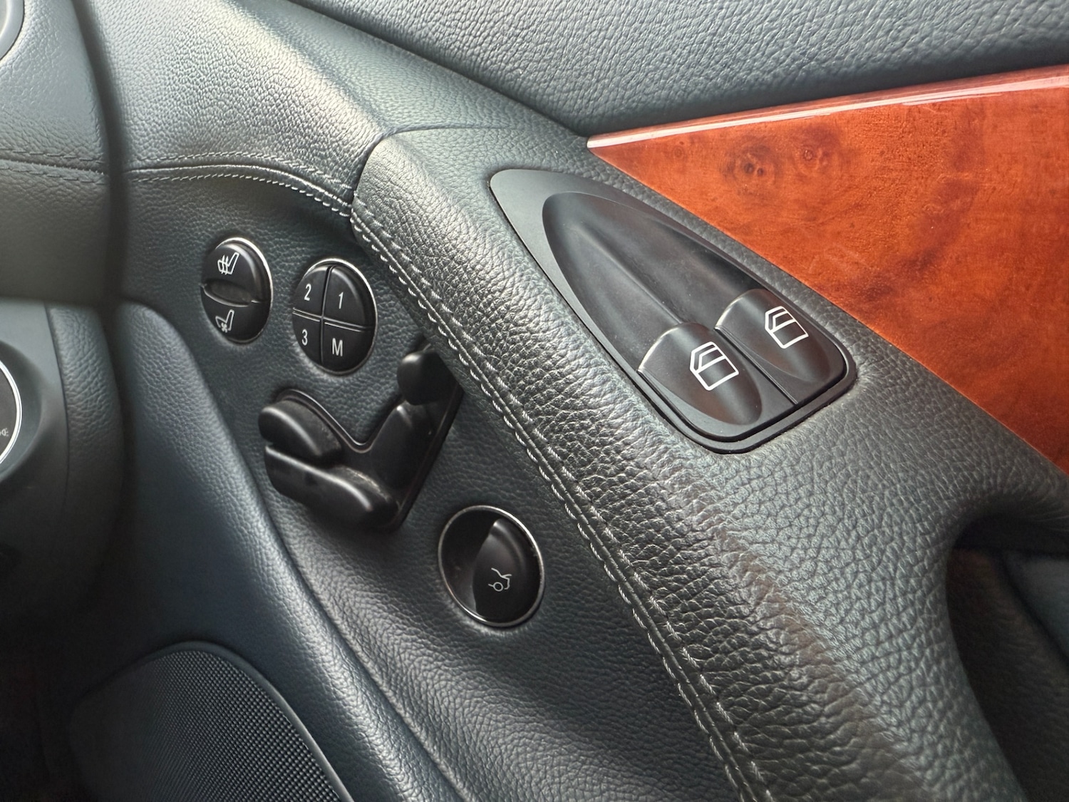 Used Mercedes-Benz S Class 2002 for sale - 76905910: Photo 29