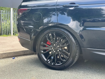 Used Land Rover Range Rover Sport 2015 for sale - 79218411: Photo