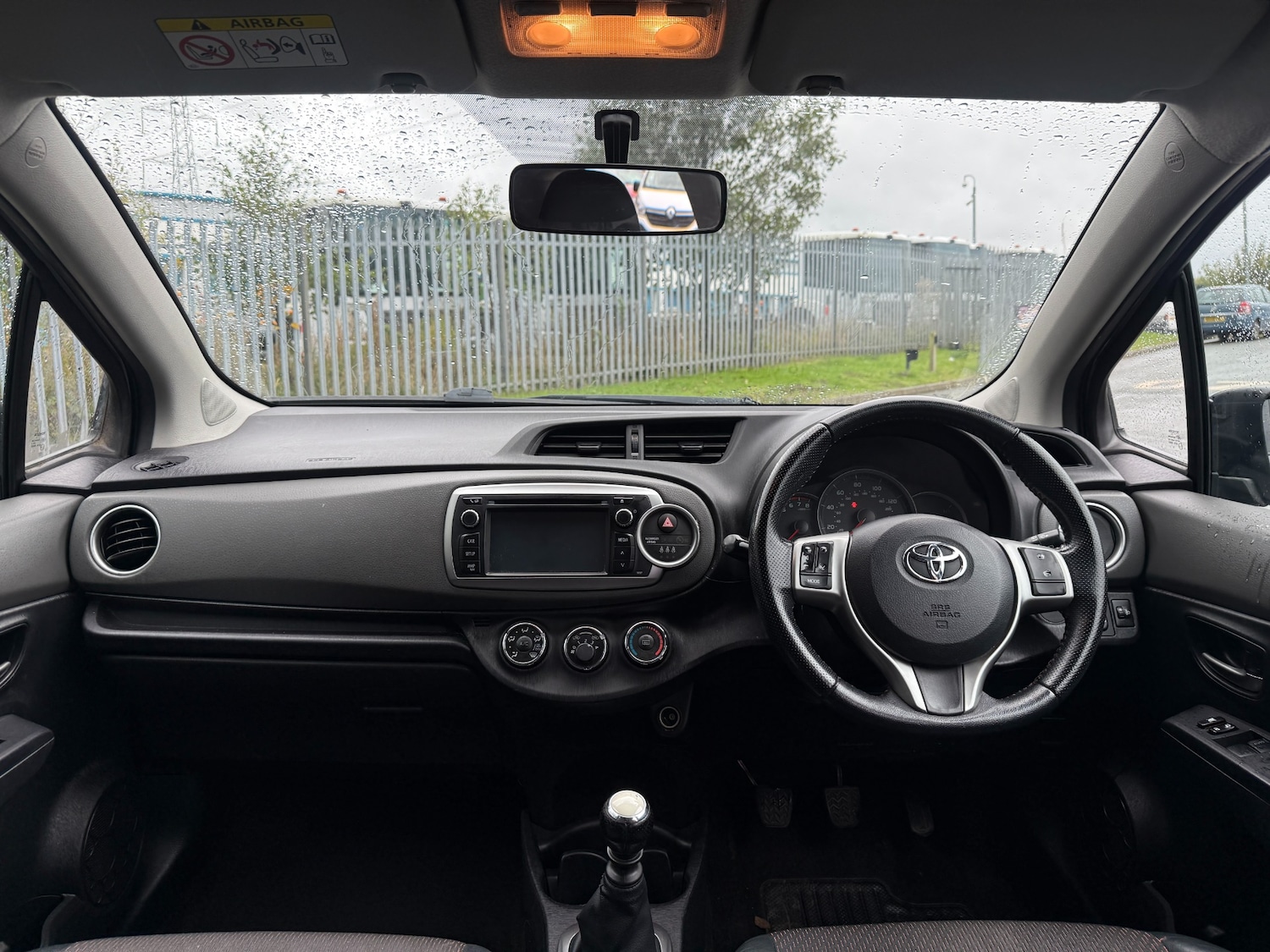 Used Toyota Yaris 2013 for sale - 76426856: Photo 13