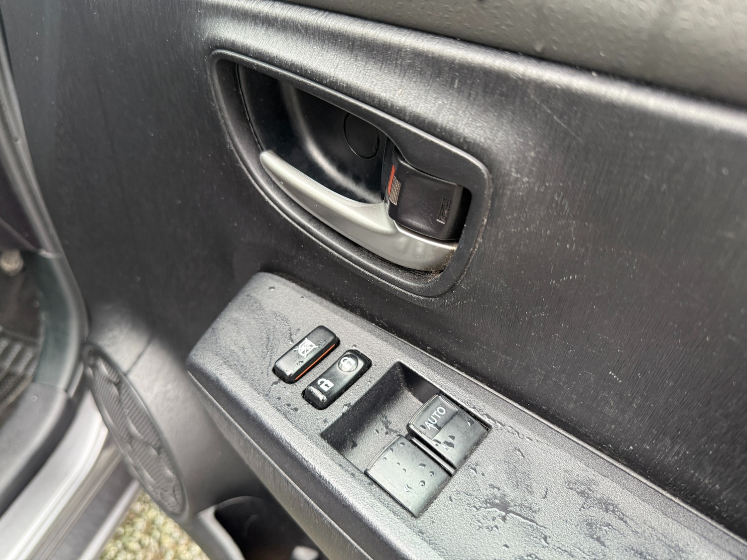 Used Toyota Yaris 2013 for sale - 76426856: Photo 15