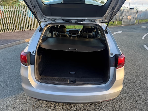 Used Vauxhall Astra 2018 for sale - 76196988: Photo 12