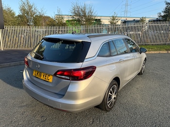 Used Vauxhall Astra 2018 for sale - 76196988: Photo 3