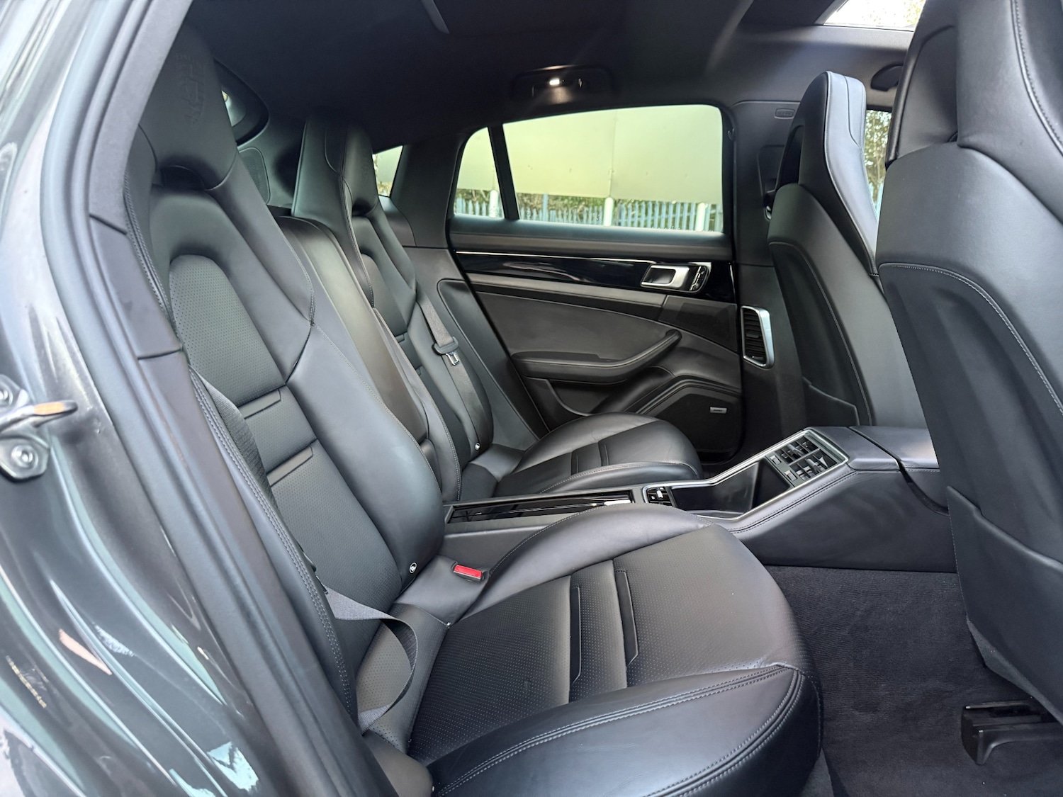 Used Porsche Panamera 2018 for sale - 76404986: Photo 19