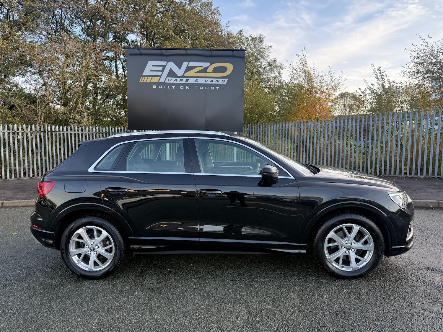 Used Audi Q3 2019 for sale - 76504910: Photo 2