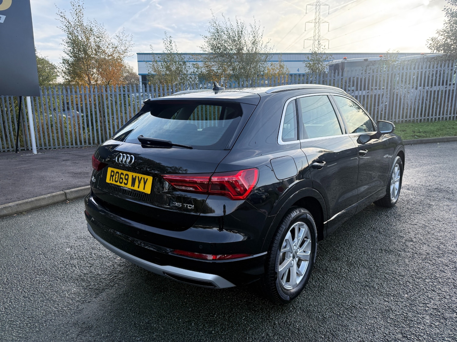 Used Audi Q3 2019 for sale - 76504910: Photo 3