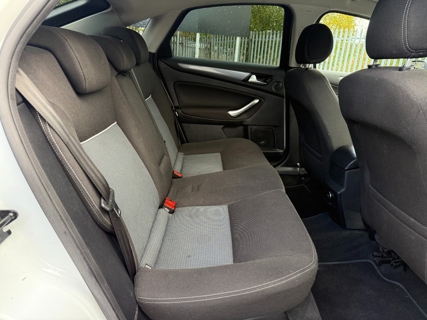 Used Ford Mondeo 2012 for sale - 76341451: Photo 12