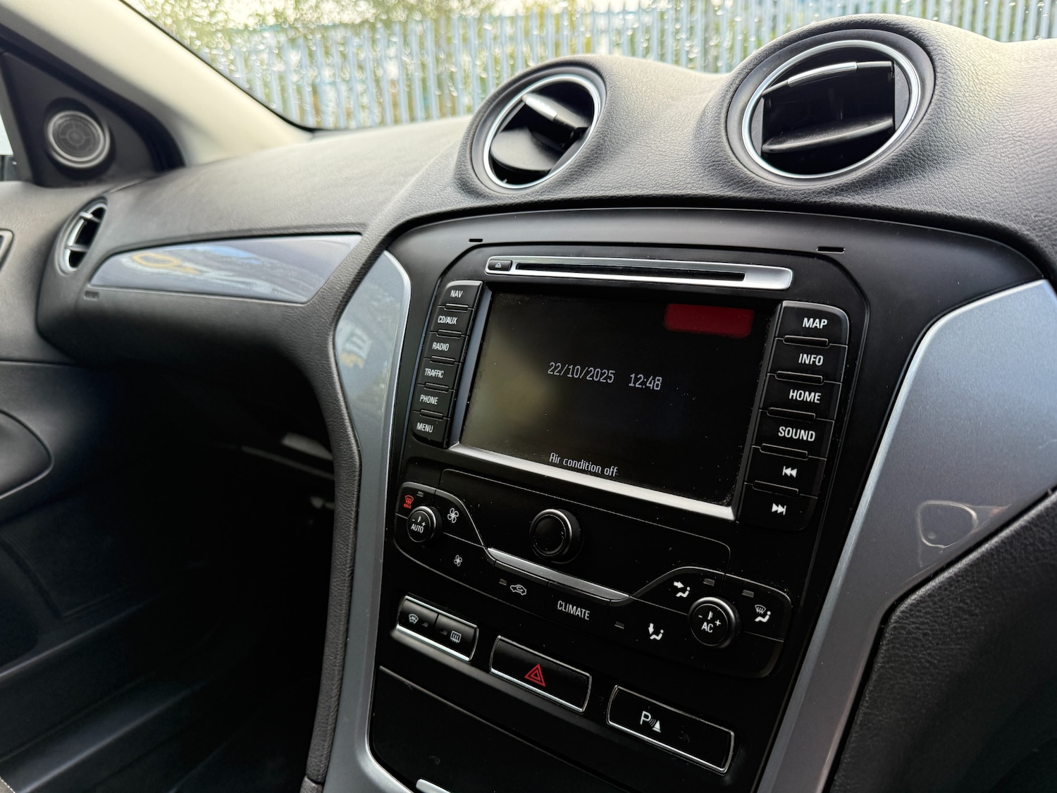 Used Ford Mondeo 2012 for sale - 76341451: Photo 23