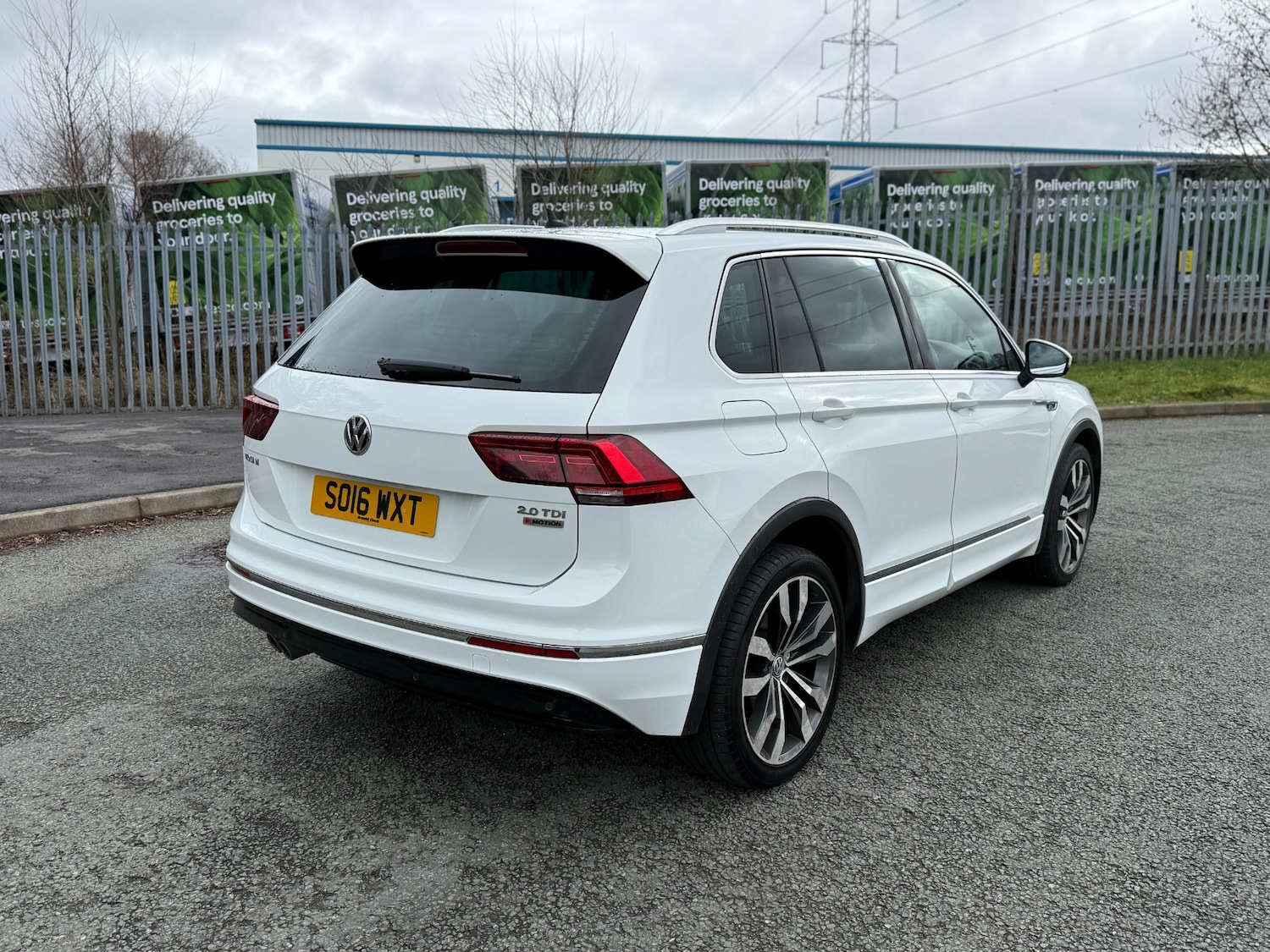 Used Volkswagen Tiguan 2016 for sale - 77529824: Photo 3