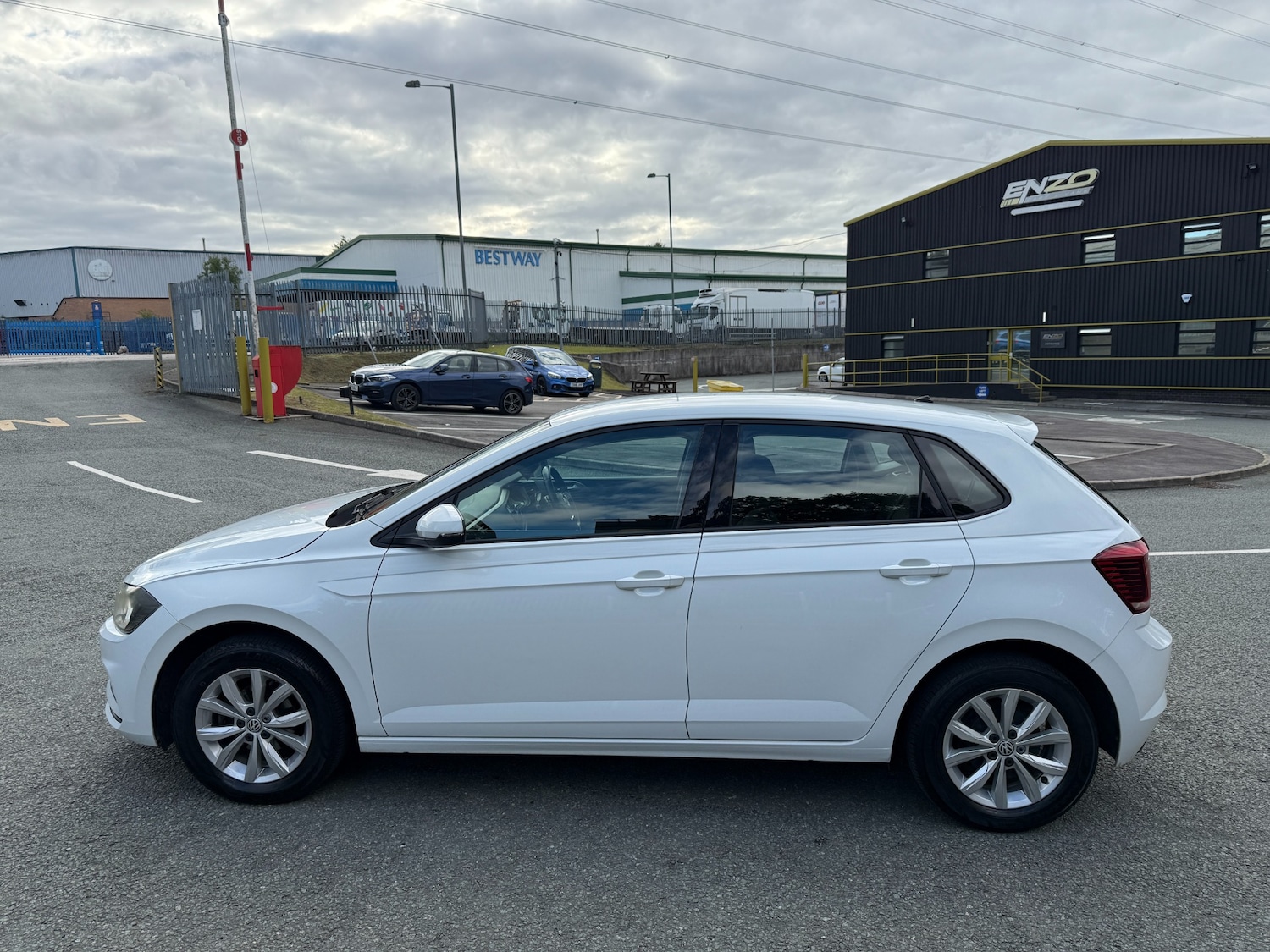 Used Volkswagen Polo 2018 for sale - 76116685: Photo 6