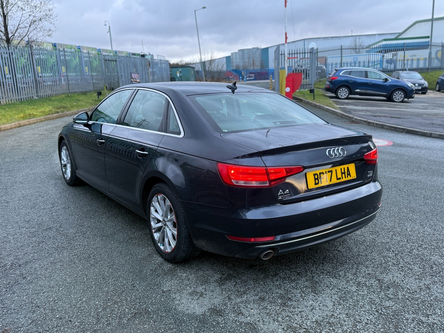 Used Audi A4 2017 for sale - 77568555: Photo 5