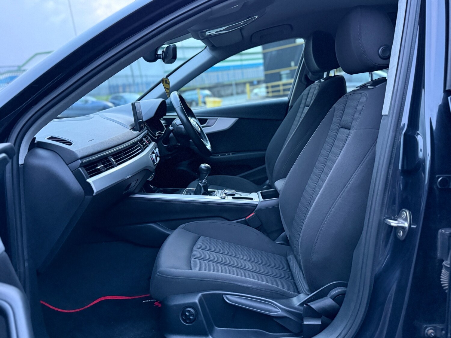 Used Audi A4 2017 for sale - 77568555: Photo 9