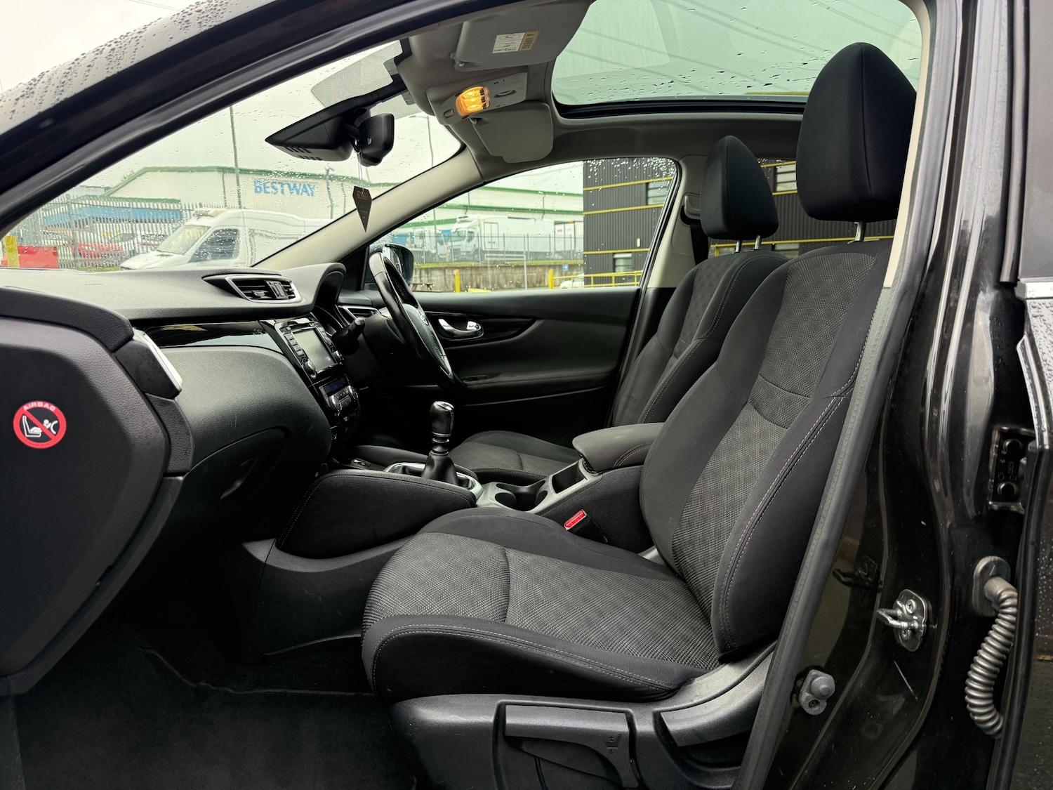 Used Nissan Qashqai 2016 for sale - 76322133: Photo 9