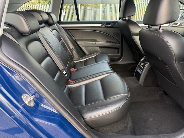 Used Skoda Superb 2015 for sale - 76252416: Photo 11