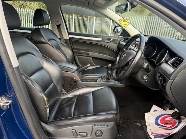Used Skoda Superb 2015 for sale - 76252416: Photo 13