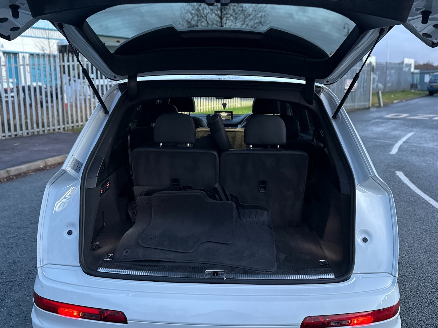 Used Audi Q7 2015 for sale - 77350436: Photo 19