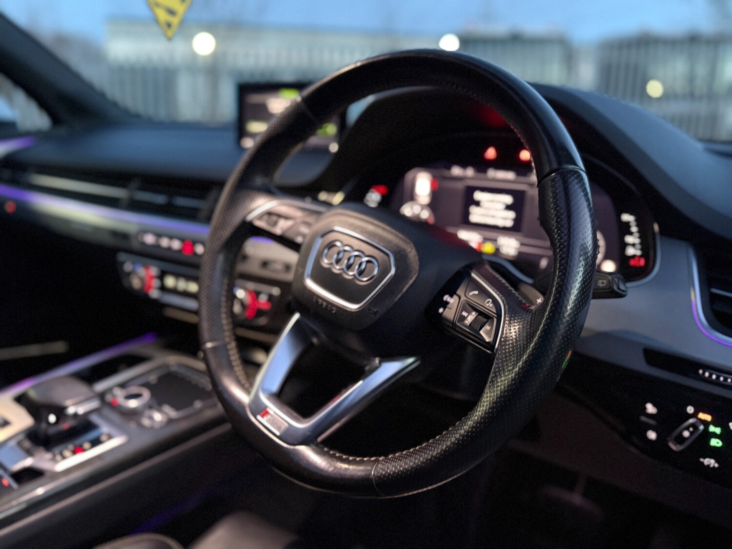 Used Audi Q7 2015 for sale - 77350436: Photo 39