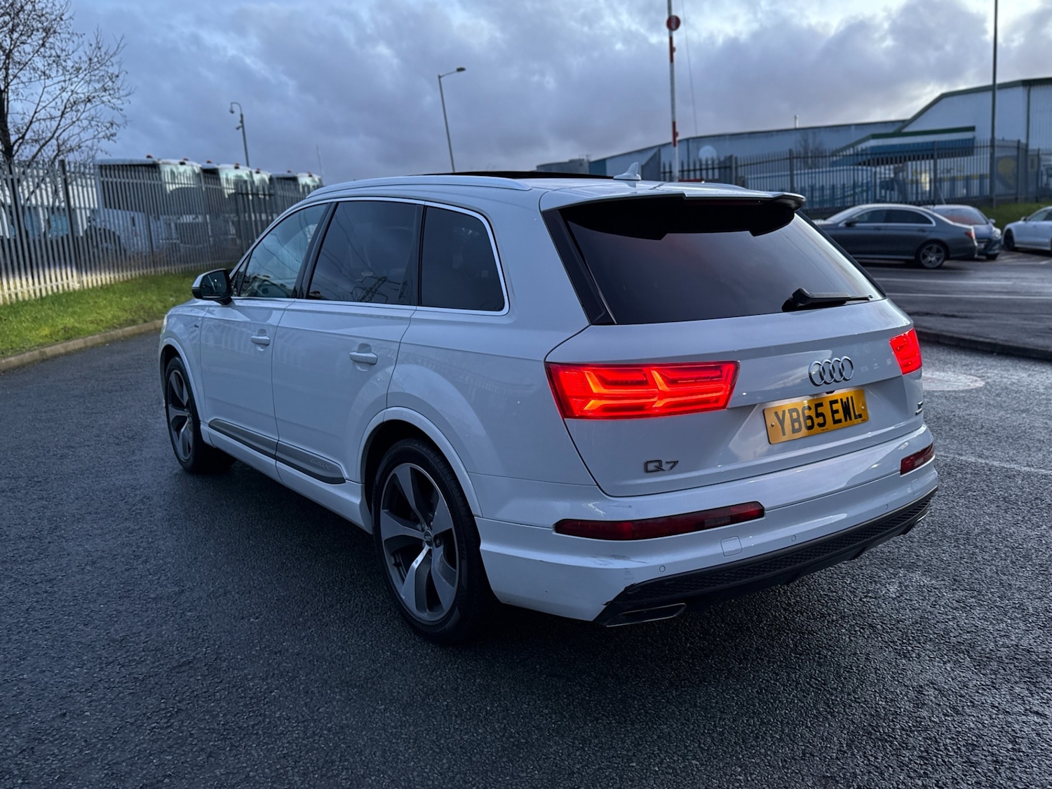 Used Audi Q7 2015 for sale - 77350436: Photo 5