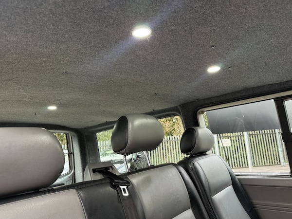 Used Volkswagen Transporter Shuttle 2008 for sale - 76231082: Photo 16