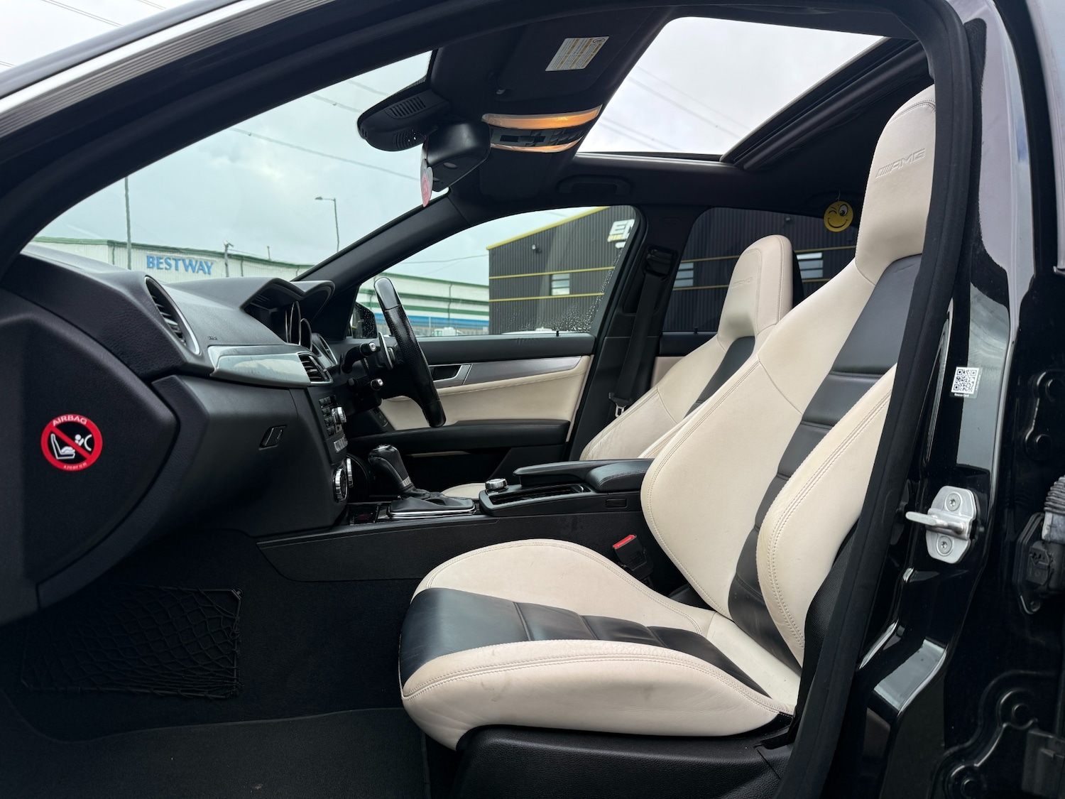 Used Mercedes-Benz C Class 2013 for sale - 76383199: Photo 10