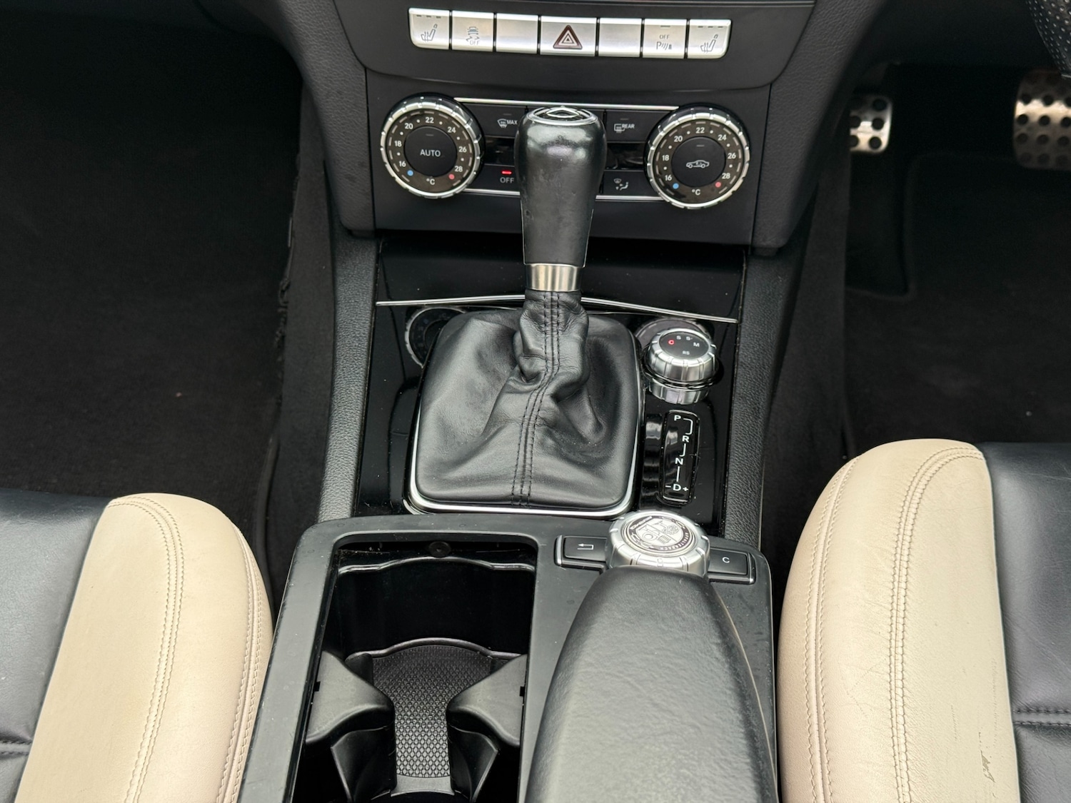 Used Mercedes-Benz C Class 2013 for sale - 76383199: Photo 24