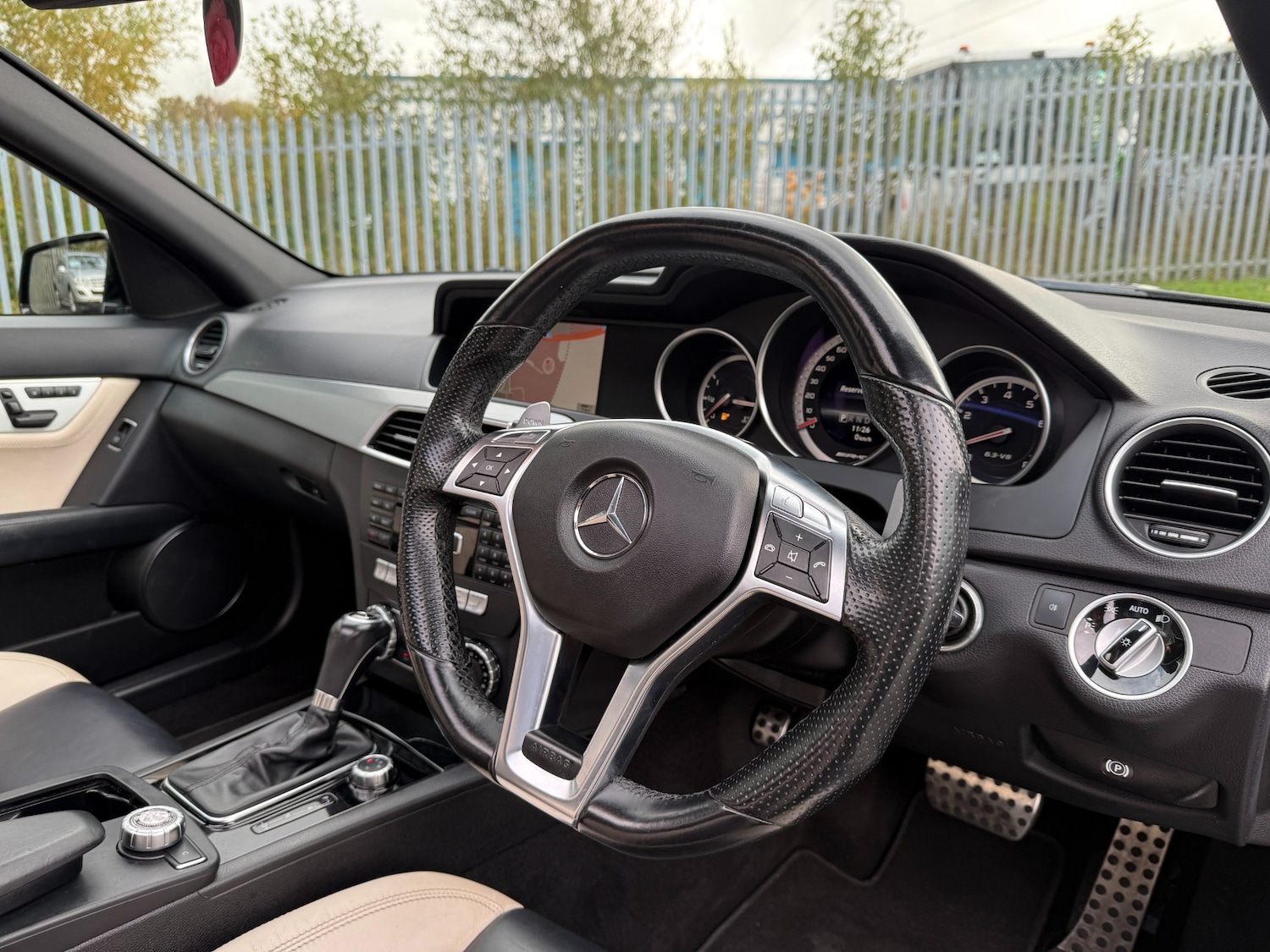 Used Mercedes-Benz C Class 2013 for sale - 76383199: Photo 29