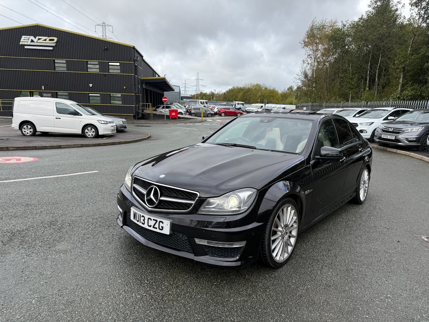 Used Mercedes-Benz C Class 2013 for sale - 76383199: Photo 7