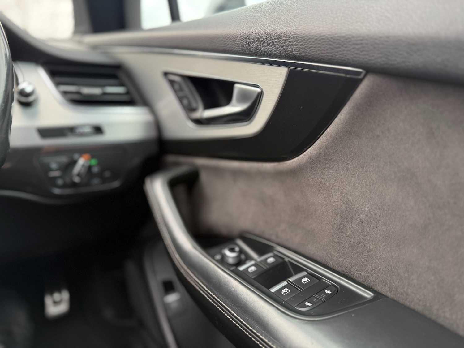 Used Audi Q7 2018 for sale - 77650070: Photo 29