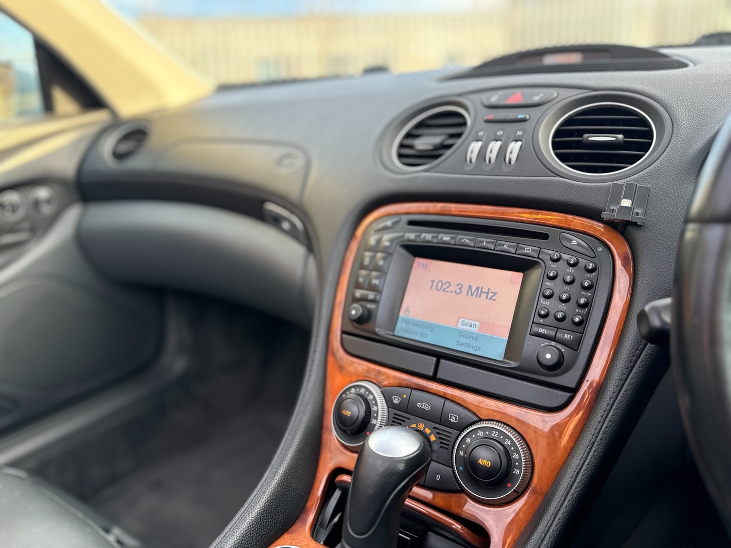 Used Mercedes-Benz S Class 2004 for sale - 77324527: Photo 35