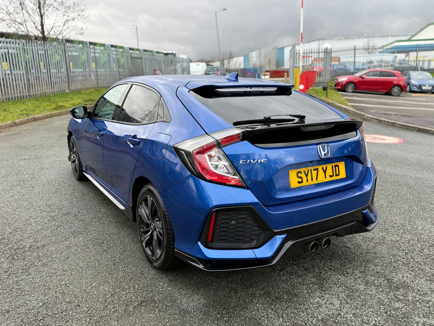 Used Honda Civic 2017 for sale - 77529762: Photo 5